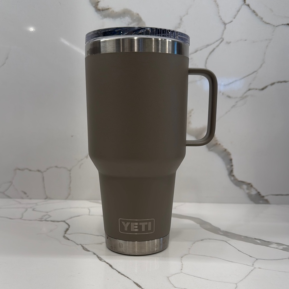 YETI 30 ounce Insulated Mug